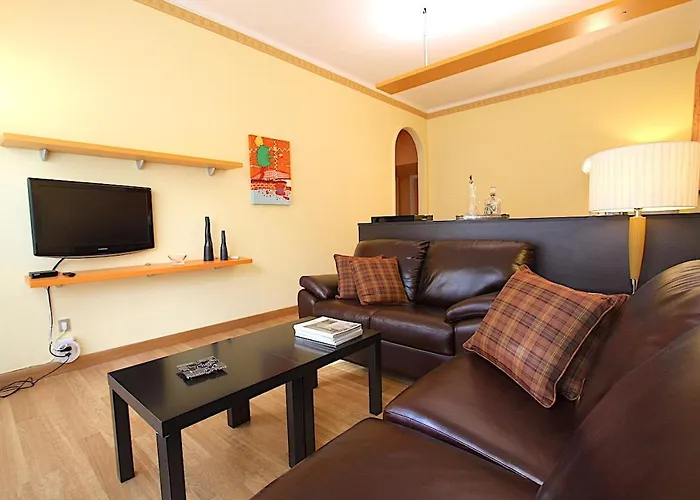 Corso Francia 1br * Roma