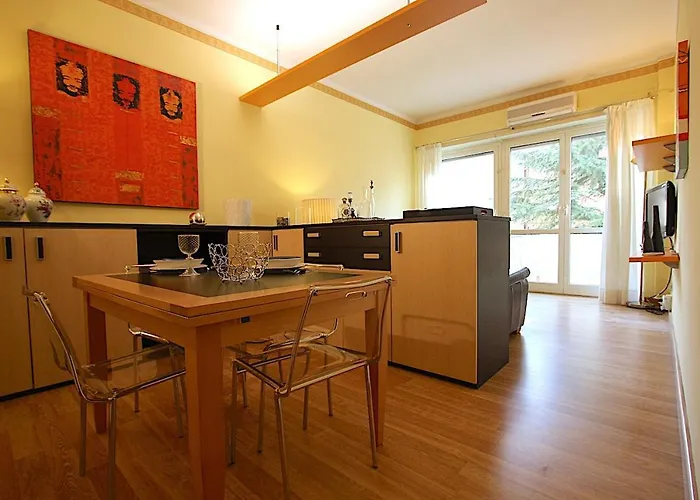 Apartamento Corso Francia 1br *